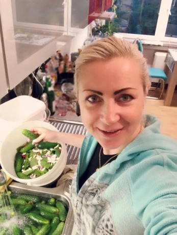 Svetlana — 19 / 23