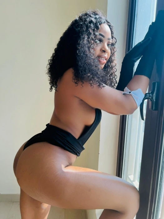 Jayda — 2 / 4