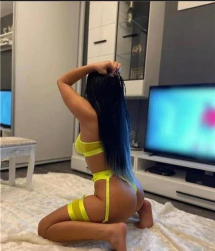 Sexy Nicoleta — 2 / 3