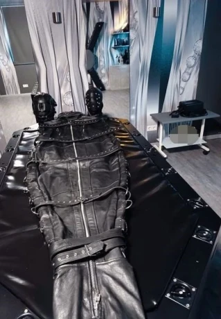 Comtesse Greta — 10 / 19