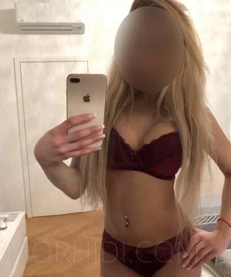 Natalia — 2 / 3