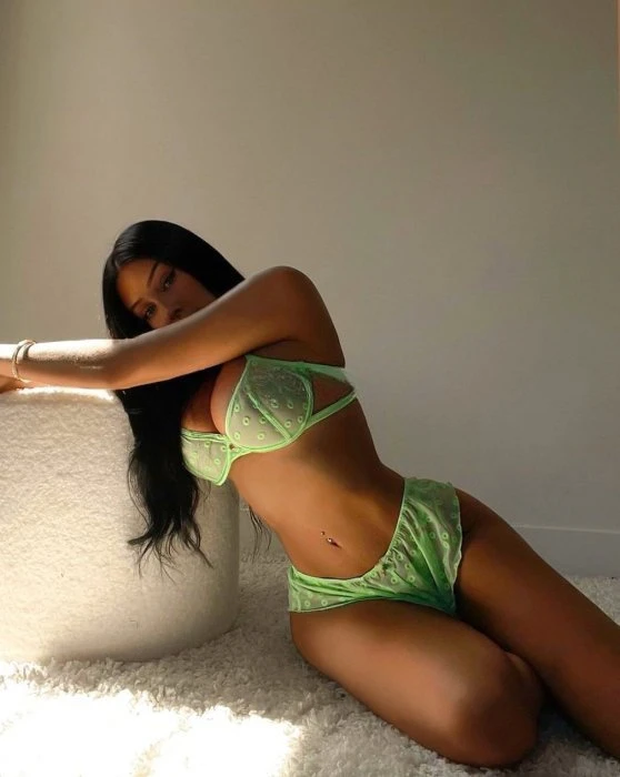 Paola — 3 / 5