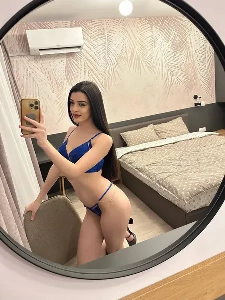 Lena — 6 / 14