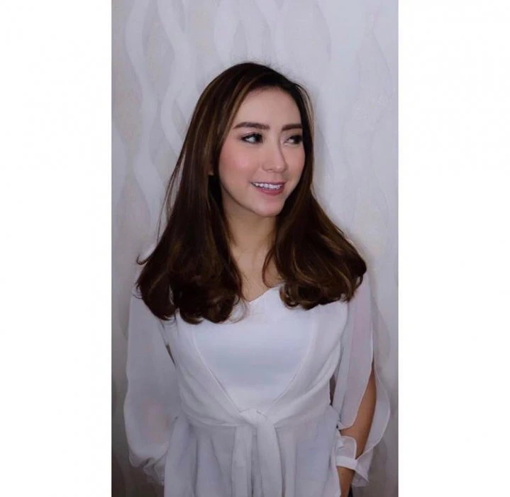 Sandra, Escort, Semarang