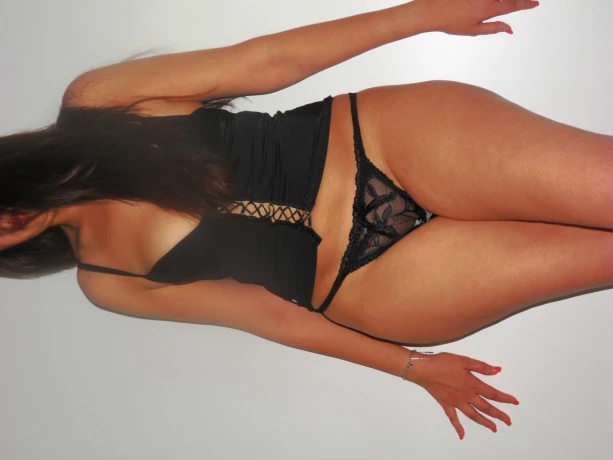 vanessa19 — 3 / 4