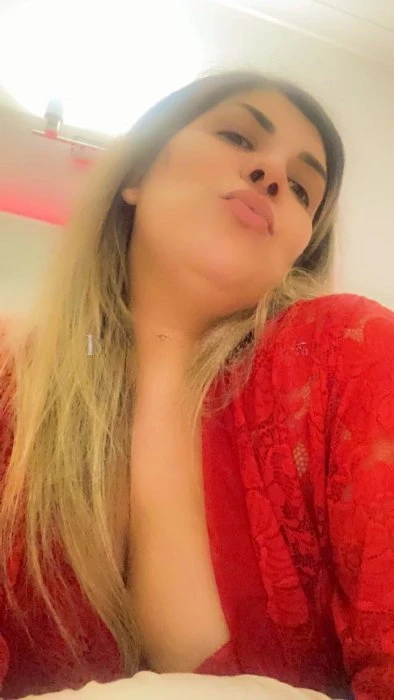 Angelline, Escort, Faro