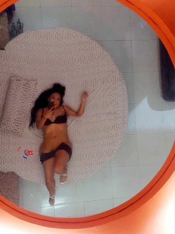 Pamela Trans — 6 / 12