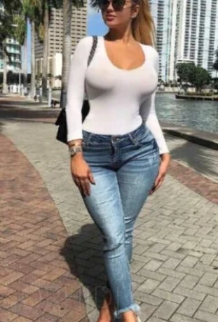 Samantha — 3 / 5
