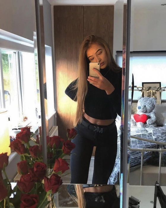 Ashley — 2 / 3