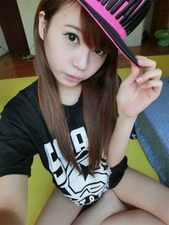 Malay Girl 2U — 1 / 5