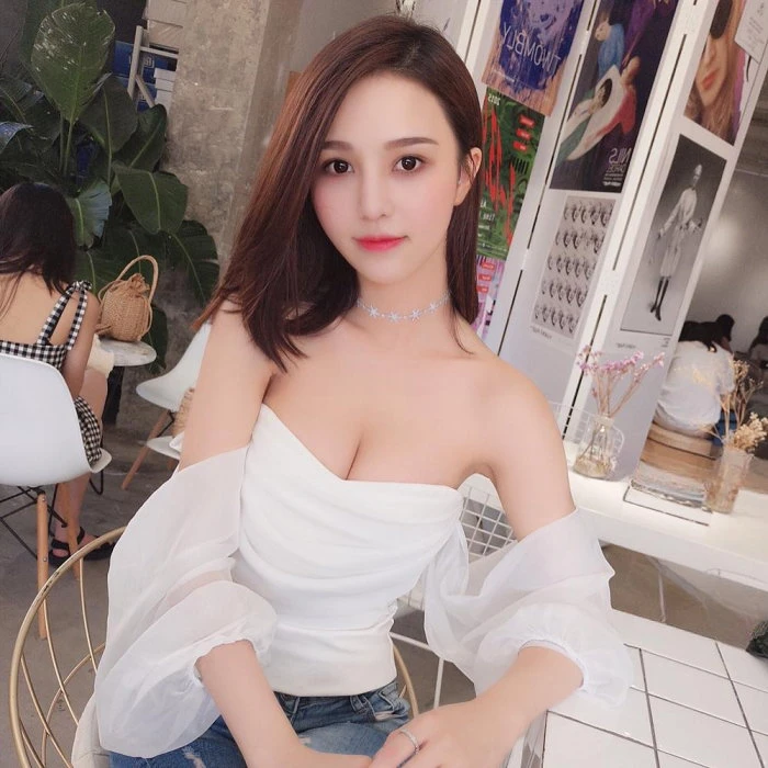 Tracy, Escort, Guangzhou