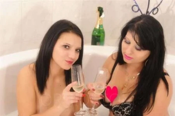 Duo Maria & Denisa — 3 / 5