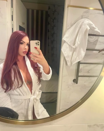 Arielle Garcez — 7 / 12