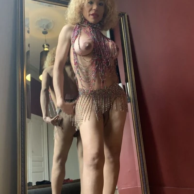 Triana, Escort, Wemmel