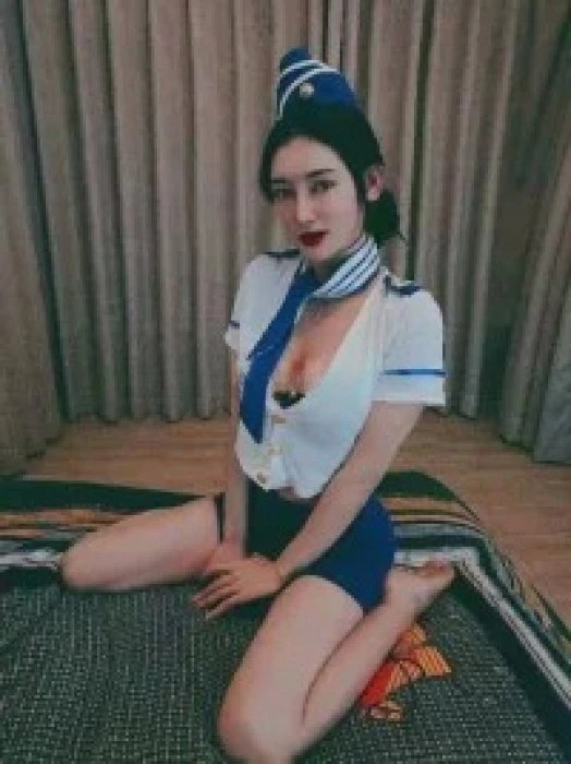 LaLa — 2 / 5