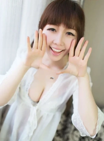 Malay Girl 2U — 4 / 5