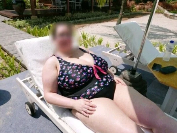 CurvaceousCaledonia — 2 / 13