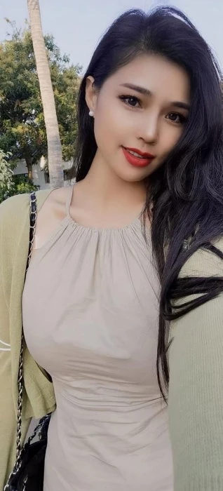 Anni — 3 / 4