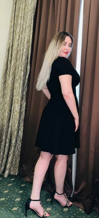 Julia — 2 / 7