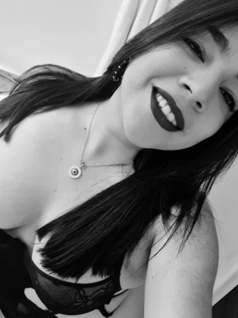 Monica Jolie — 2 / 14