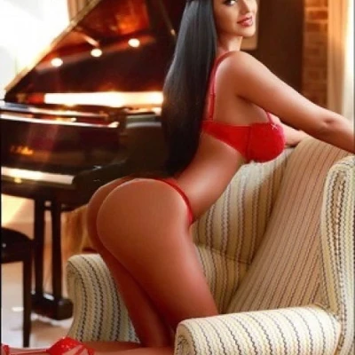 Melya, Escort, Vienna