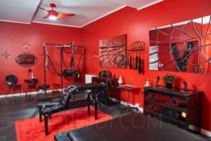 Studio Dornenschloss-das Allround- Service-Studio — 13 / 15