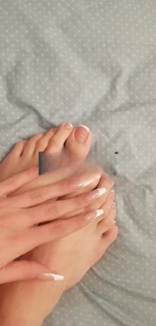 Sara Shahed — 8 / 9