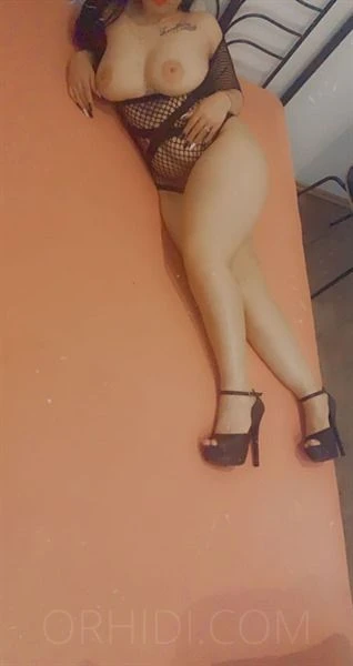 Simona — 4 / 6