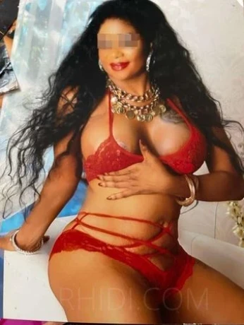 Latina Diamond — 1 / 4