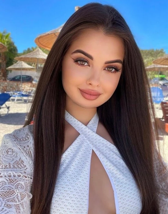 Brandi — 2 / 4