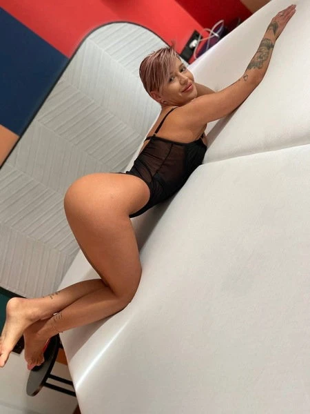 Naty Beth1, Escort, Munich