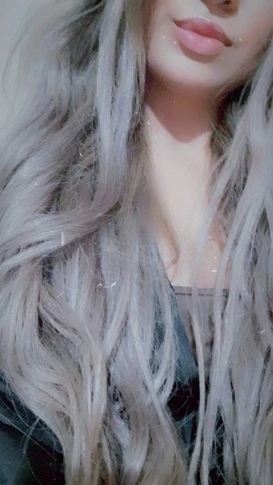 Julia — 7 / 9