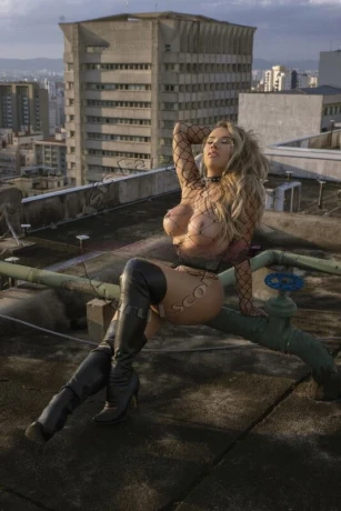 Isis Farache — 5 / 12