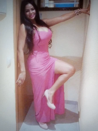 Luna Aus Brasilien — 2 / 3