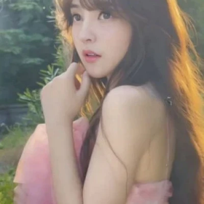 Mixie, Escort, Paris