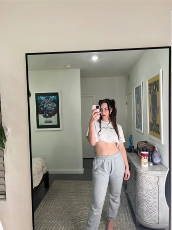 Josiane — 1 / 4