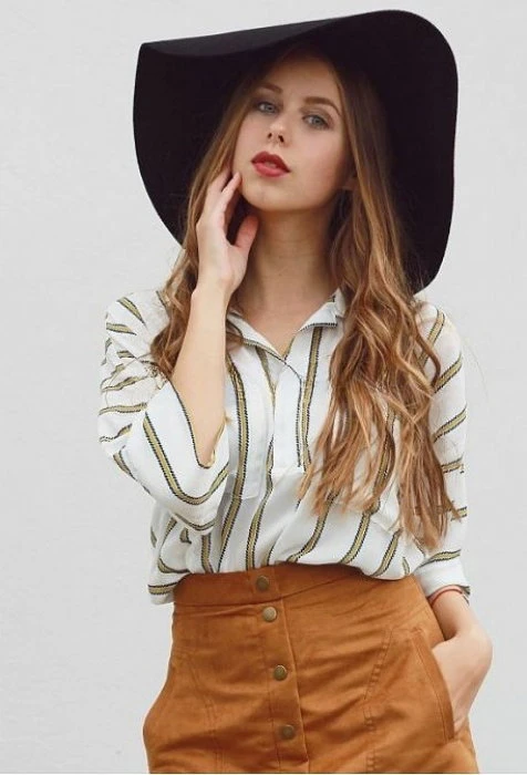 Sadie — 2 / 3