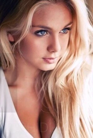 Katyusha, Escort, Istanbul