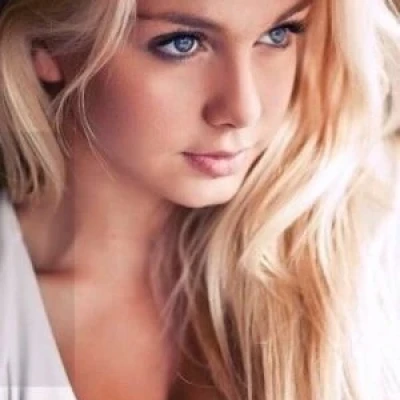 Katyusha, Escort, Istanbul