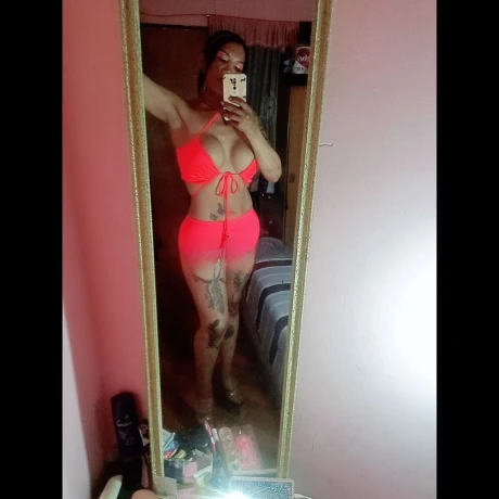 Danielle Suarez — 7 / 12