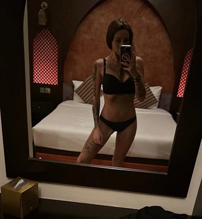 Michelle — 6 / 14
