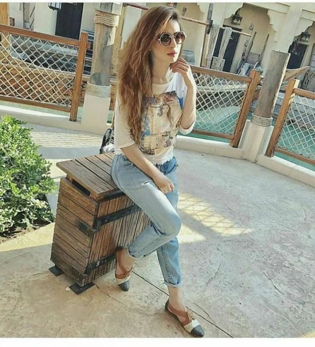 Aeniy, Escort, Kuala Lumpur