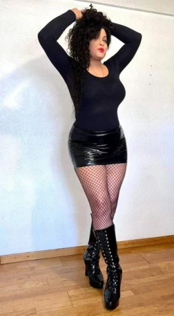 Ts Monica Evans — 8 / 11