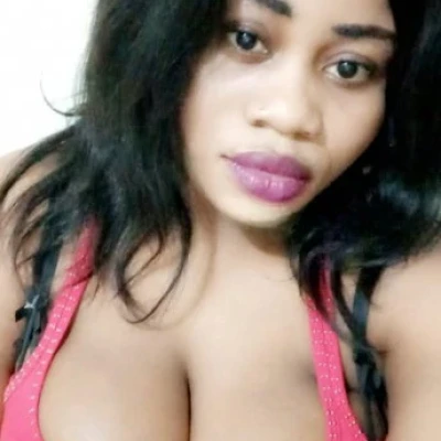 Mimi, Escort, Ahmadi