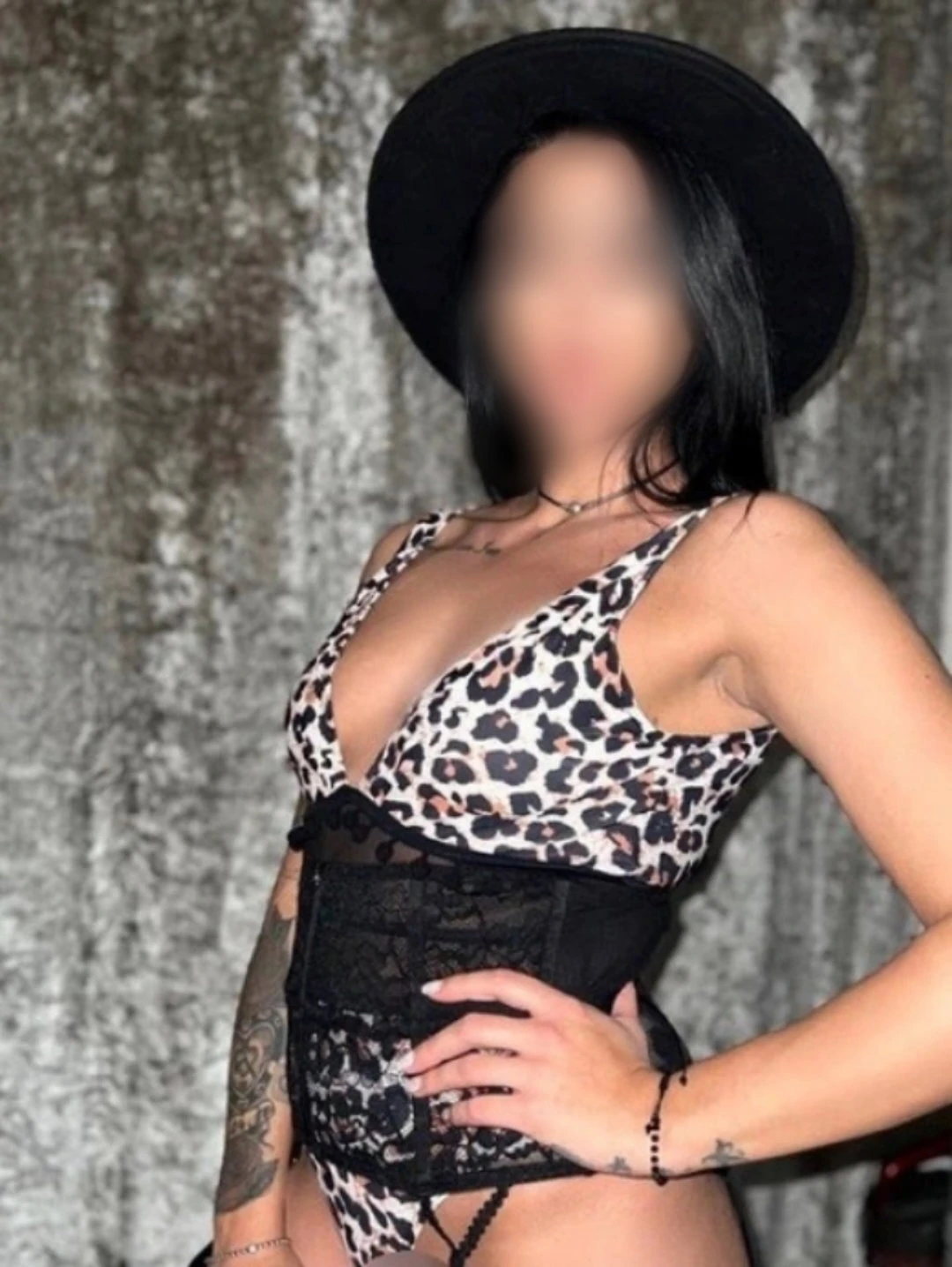 Karla218 — 2 / 3