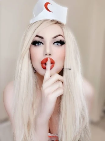 Melania Spinoza — 9 / 12