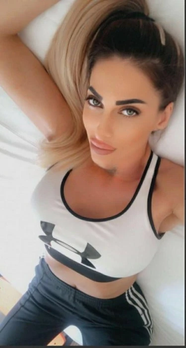 Emma — 3 / 6