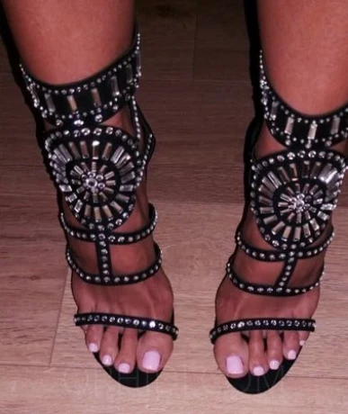 Morena Lingam - Expertin — 10 / 12