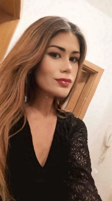 Sofi, Escort, Prague