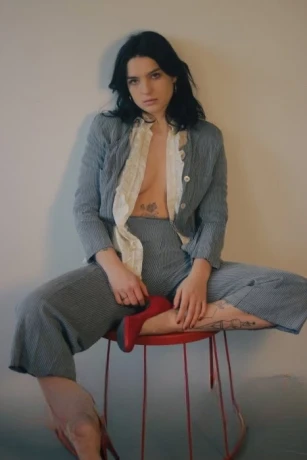 Coco La Cuntra — 10 / 12